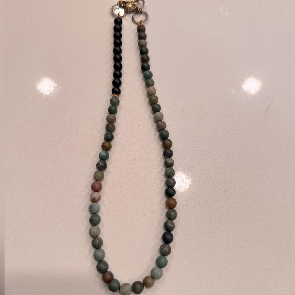 CfC stone necklace